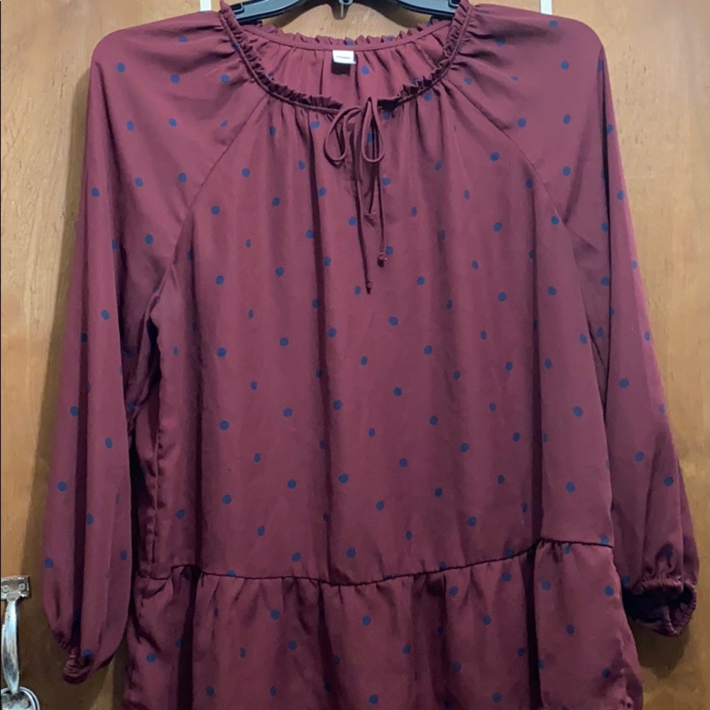 Old Navy lovely Polka dots top